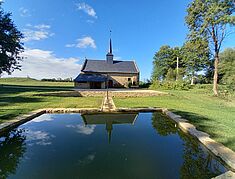 Chapelle et lavoir - Agrandir l'image, .JPG 2,5 Mo (fenêtre modale)